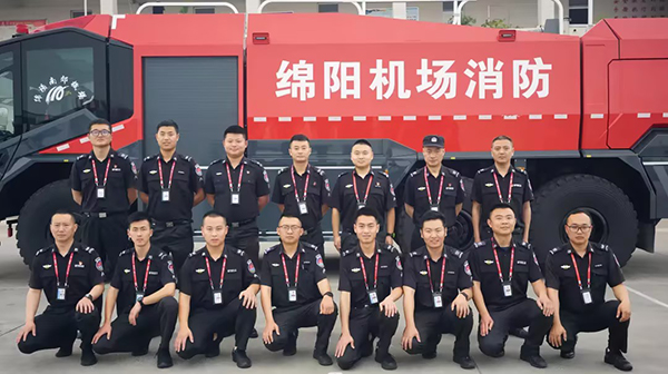 1682650902912919.jpg 消防護(hù)衛(wèi)部雛鷹班組榮獲綿陽(yáng)市青年文明號(hào)榮譽(yù)稱(chēng)號(hào).pic.jpg